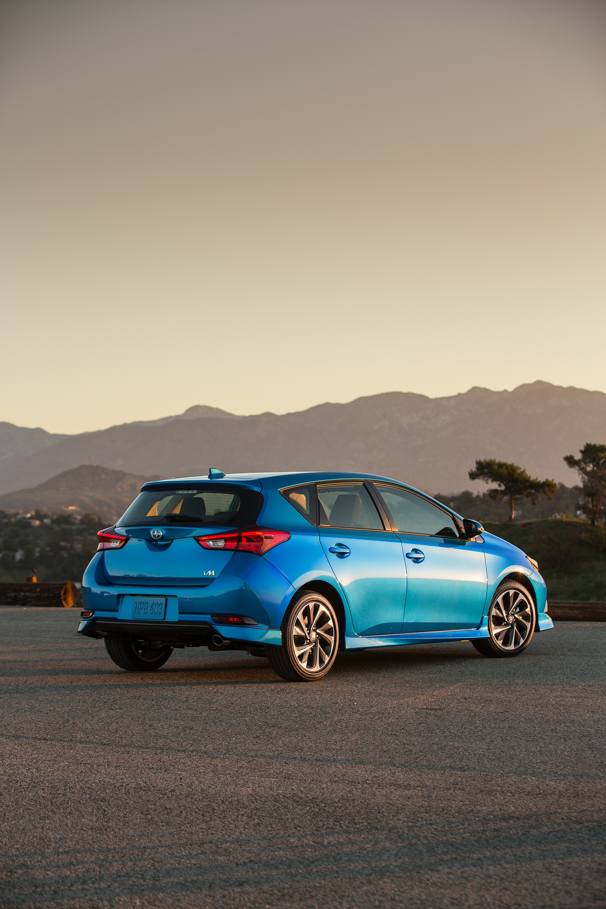 Scion Im photo 20