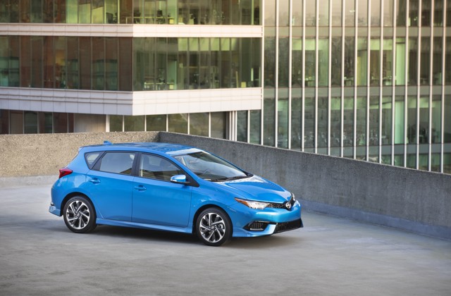 Scion Im photo 22