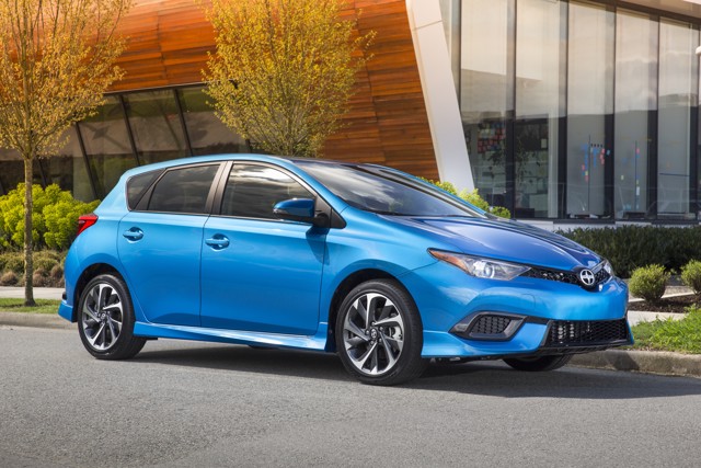 Scion Im photo 23