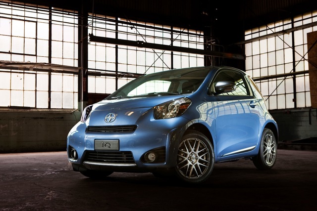 SCION iQ