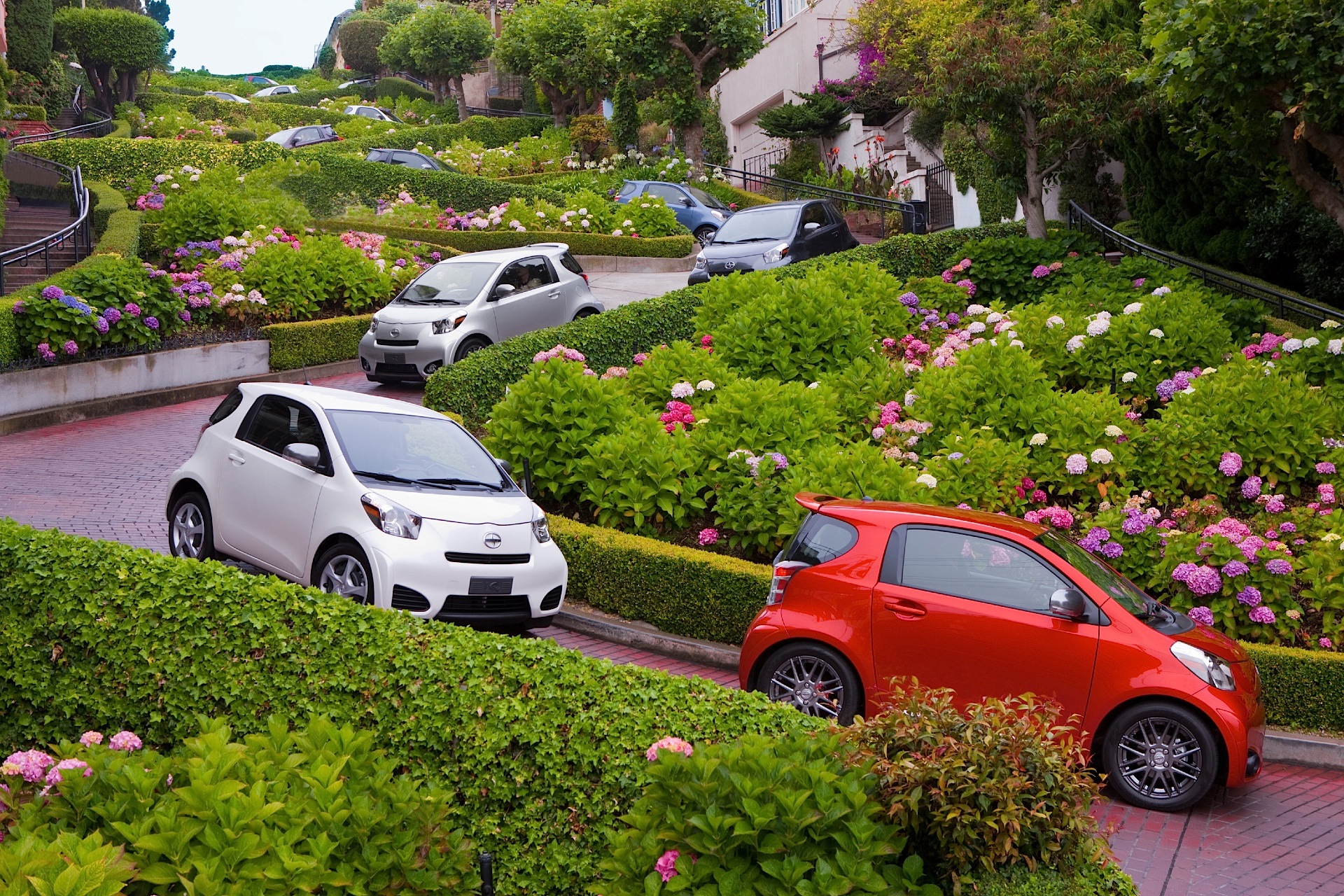 Scion Iq photo 4