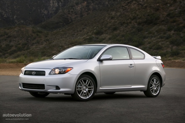Scion Tc photo 8