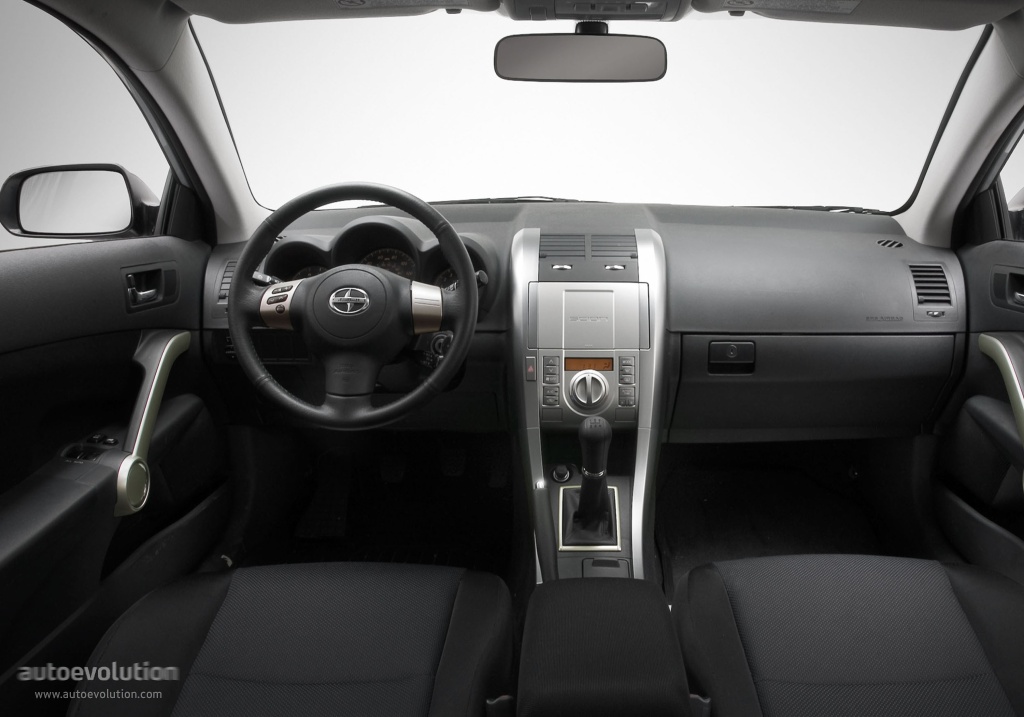 Scion Tc photo 12