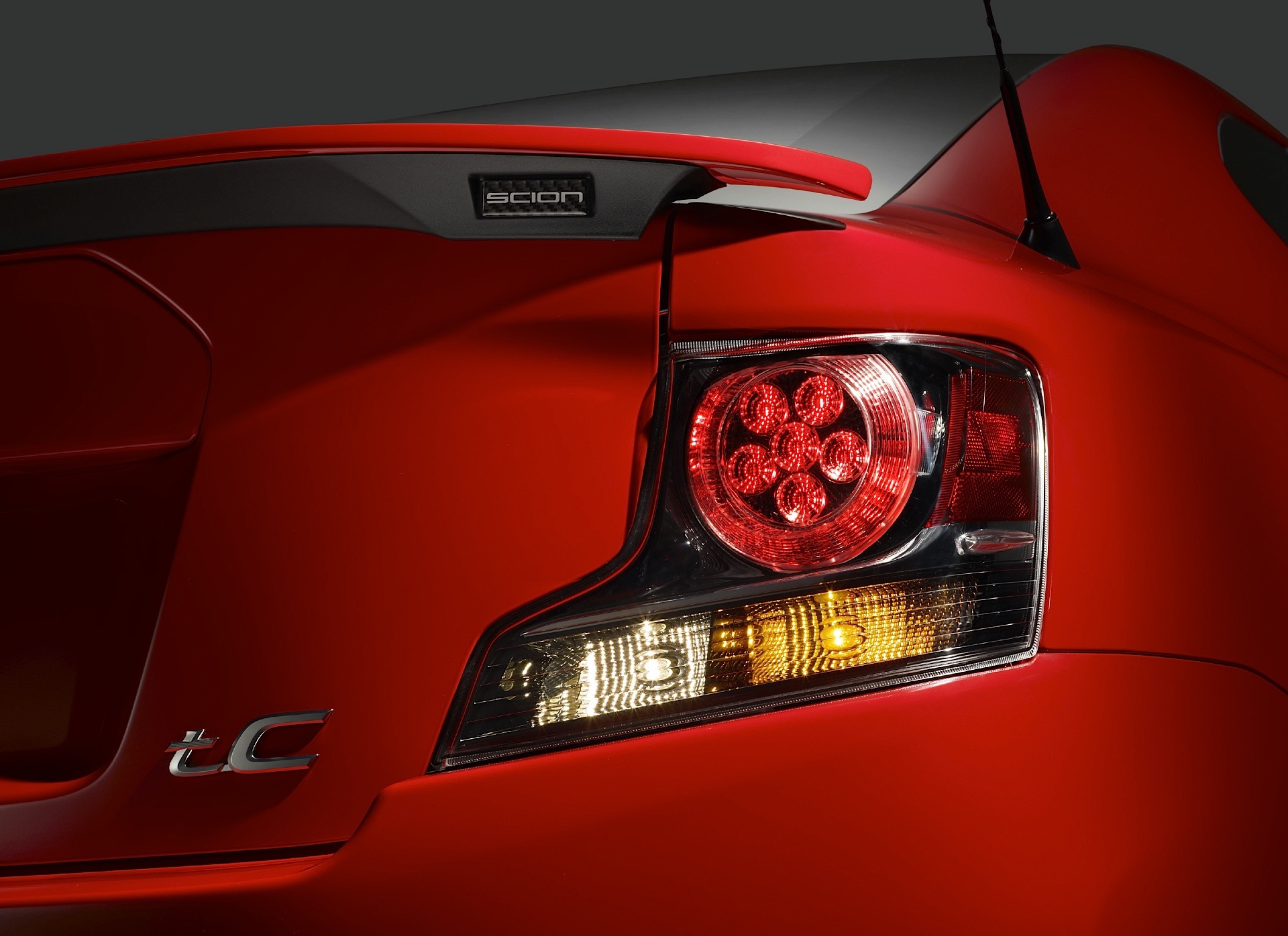 Scion Tc photo 10