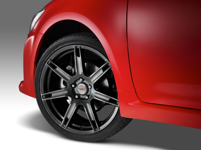 Scion Tc photo 11
