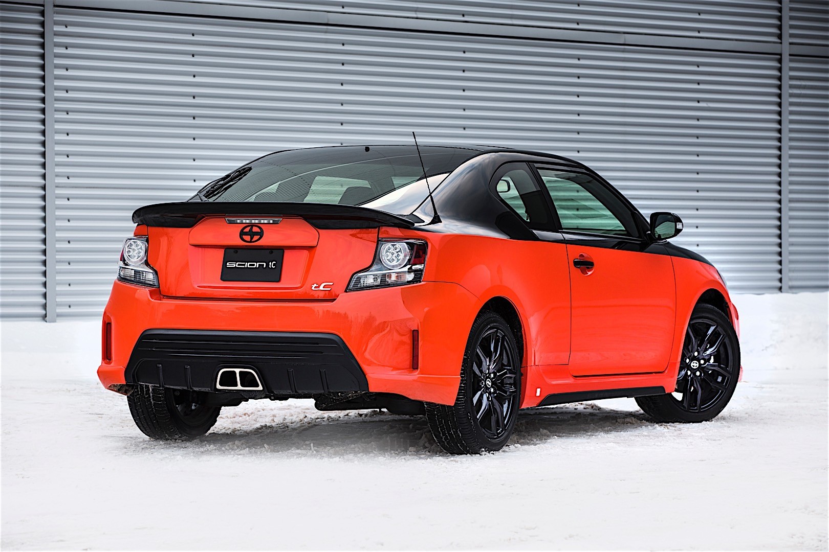 Scion Tc photo 18
