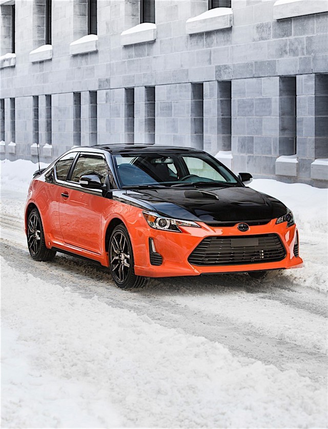 Scion Tc photo 24