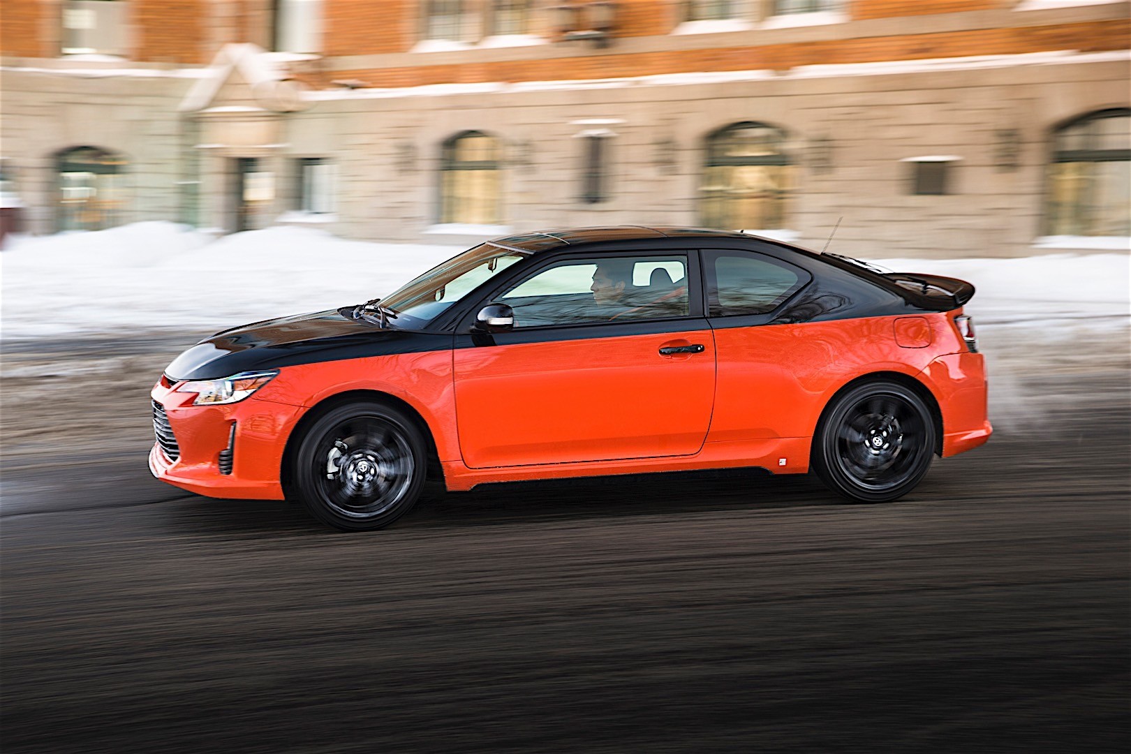 Scion Tc photo 40