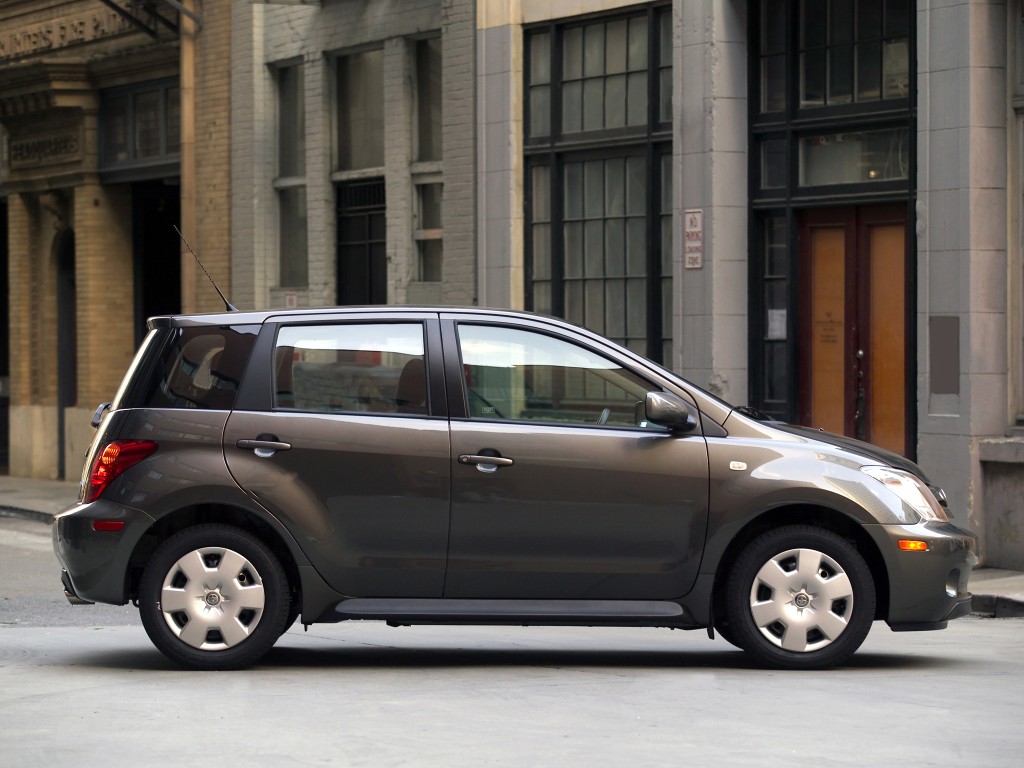 Scion Xa photo 7