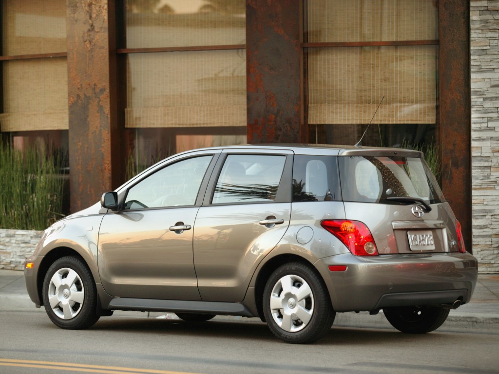 Scion Xa photo 4