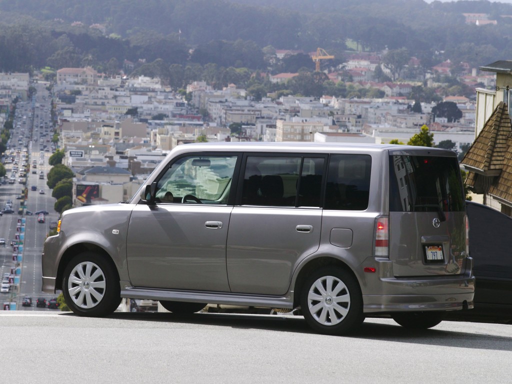 Scion Xb photo 12