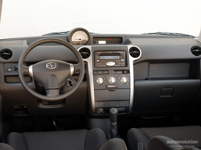 Scion Xb photo 22