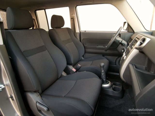 Scion Xb photo 23