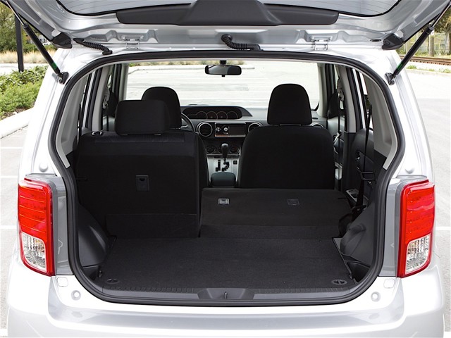Scion Xb photo 91