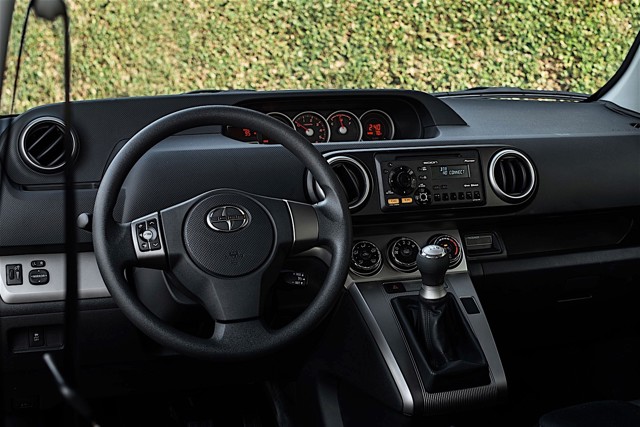 Scion Xb photo 99