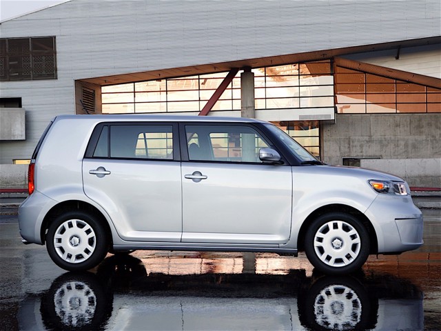 Scion Xb photo 10