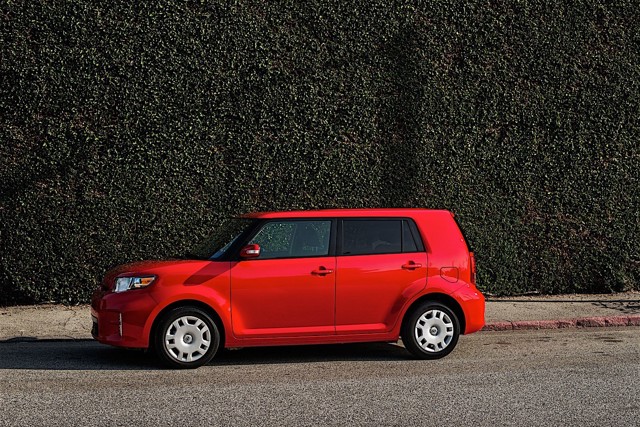 Scion Xb photo 12