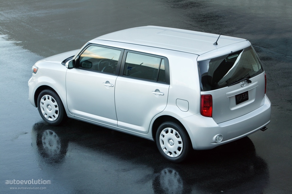 Scion Xb photo 7