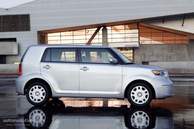 Scion Xb photo 8