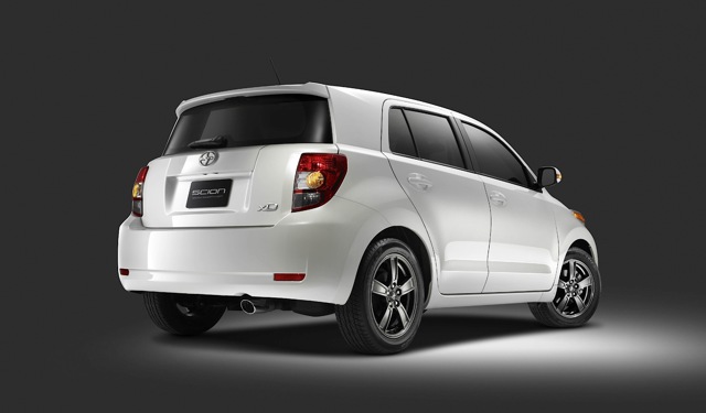Scion Xd photo 16