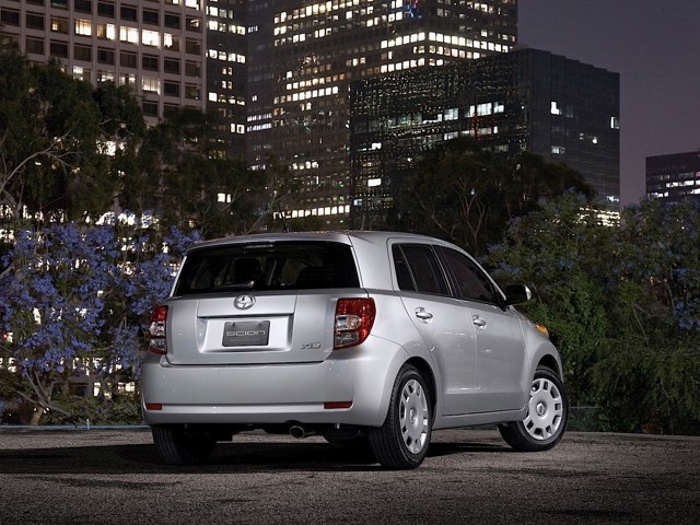 Scion Xd photo 24
