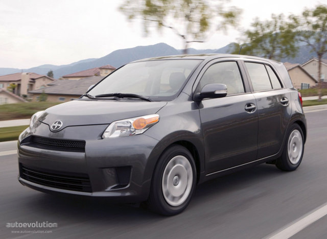 SCION xD