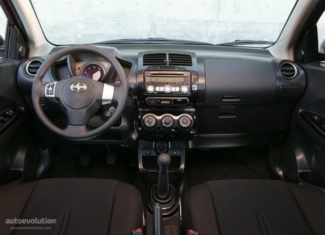 Scion Xd photo 35