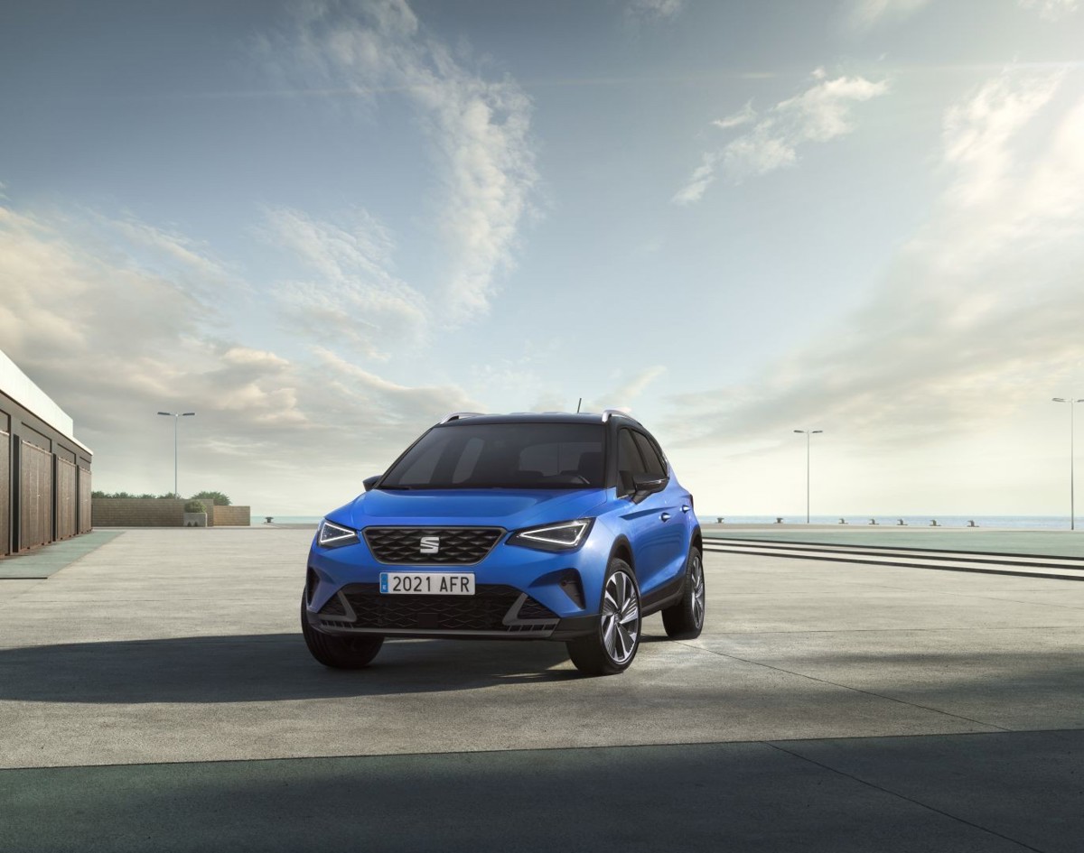 Seat SEAT Arona 1.5L EcoTSI 6MT (150 HP)