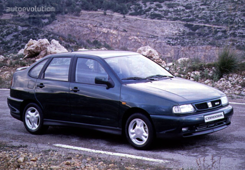 Seat Cordoba photo 3