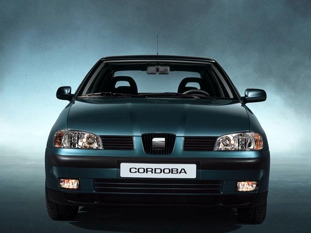 Seat Cordoba photo 4
