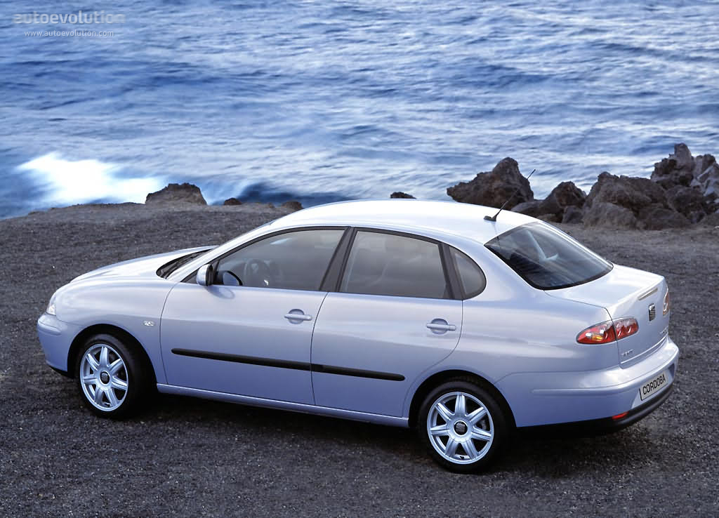 Seat Cordoba photo 4