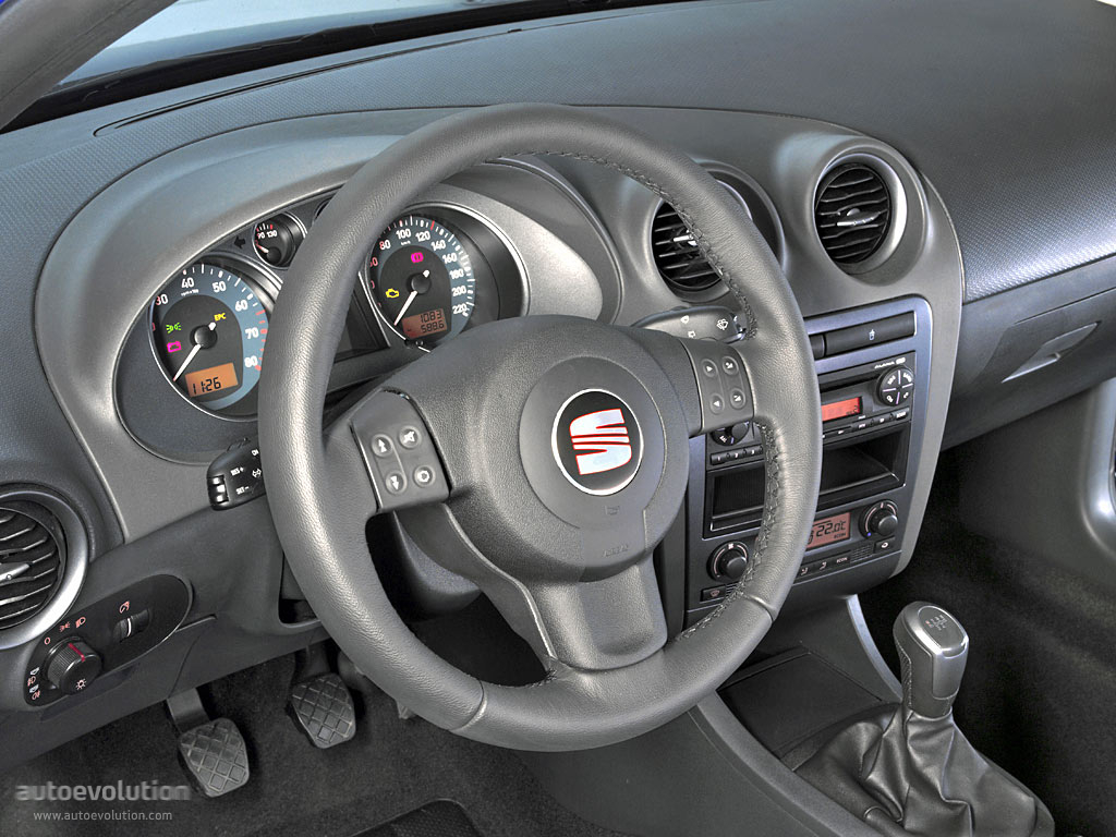 Seat Ibiza 3 Doors photo 10