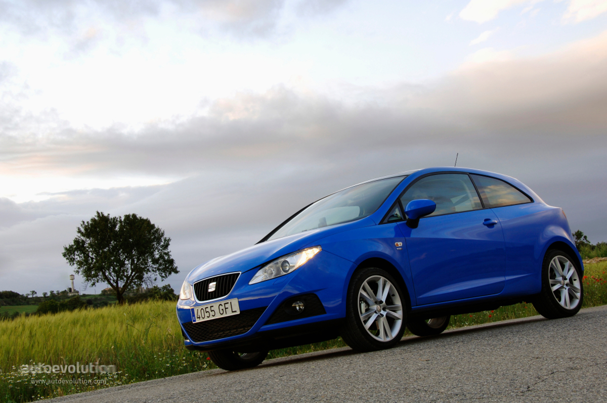 Seat SEAT Ibiza 3 Doors 1.4L 16V 5MT FWD (75 HP)