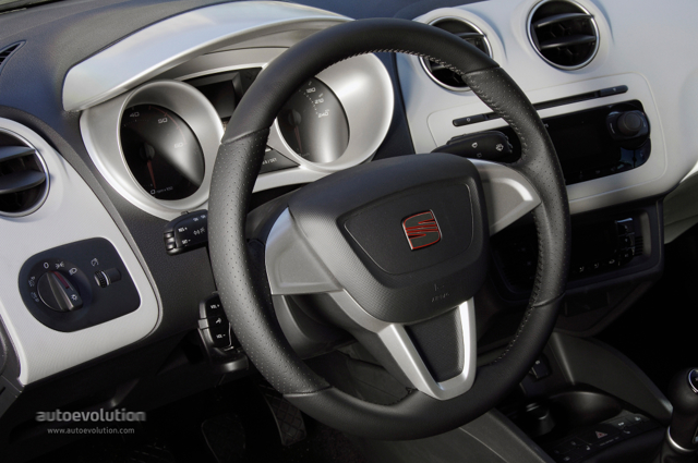 Seat Ibiza 3 Doors Foto 25