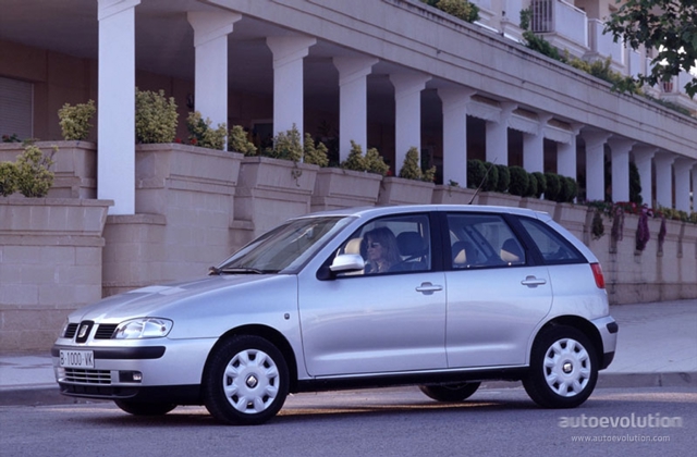 Seat Ibiza 5 Doors photo 1