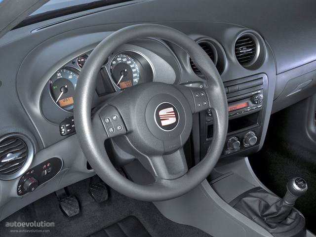 Seat Ibiza 5 Doors Foto 8