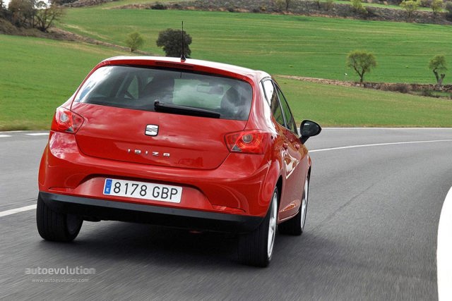 Seat Ibiza 5 Doors foto 8