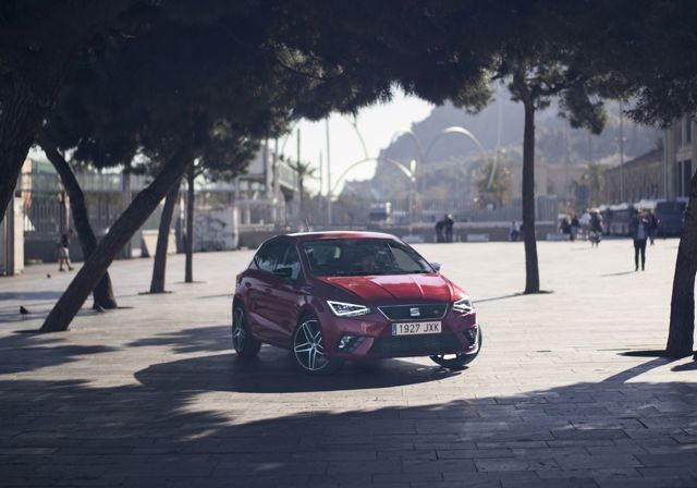 Seat Ibiza photo 2