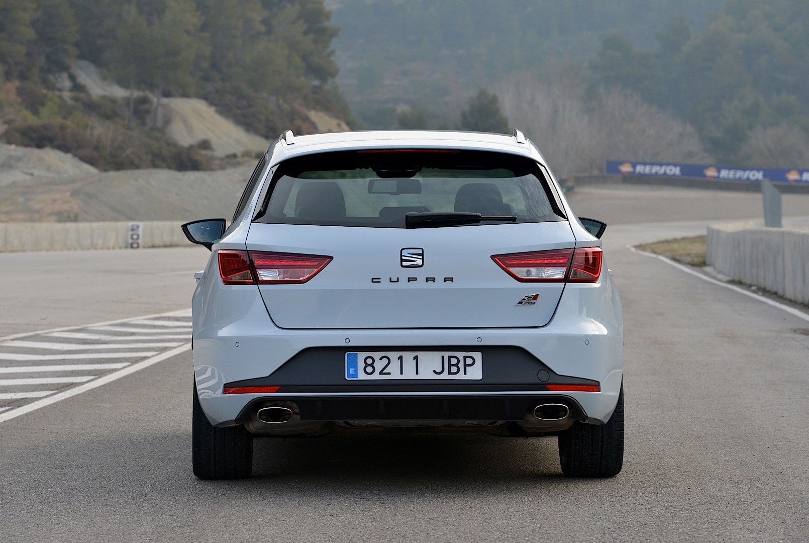 Seat Leon St Cupra photo 8