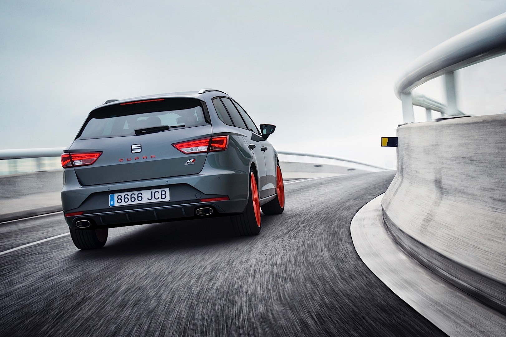 Seat Leon St Cupra photo 30
