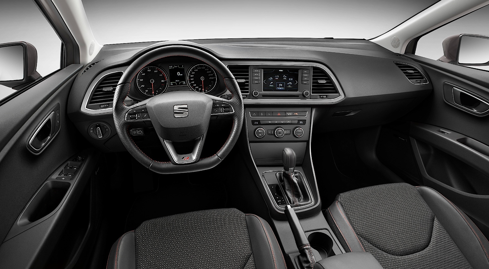 Seat Leon St Estate photo 18