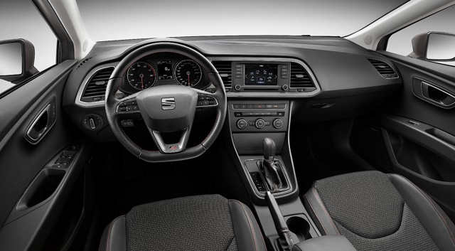 Seat Leon St Estate photo 18