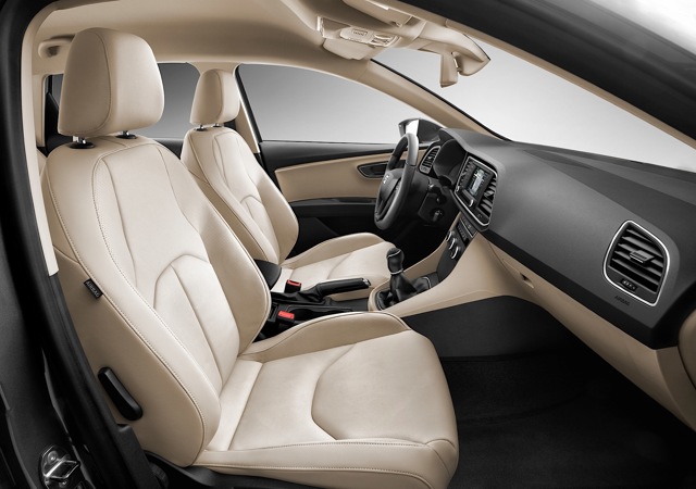 Seat Leon St Estate photo 24