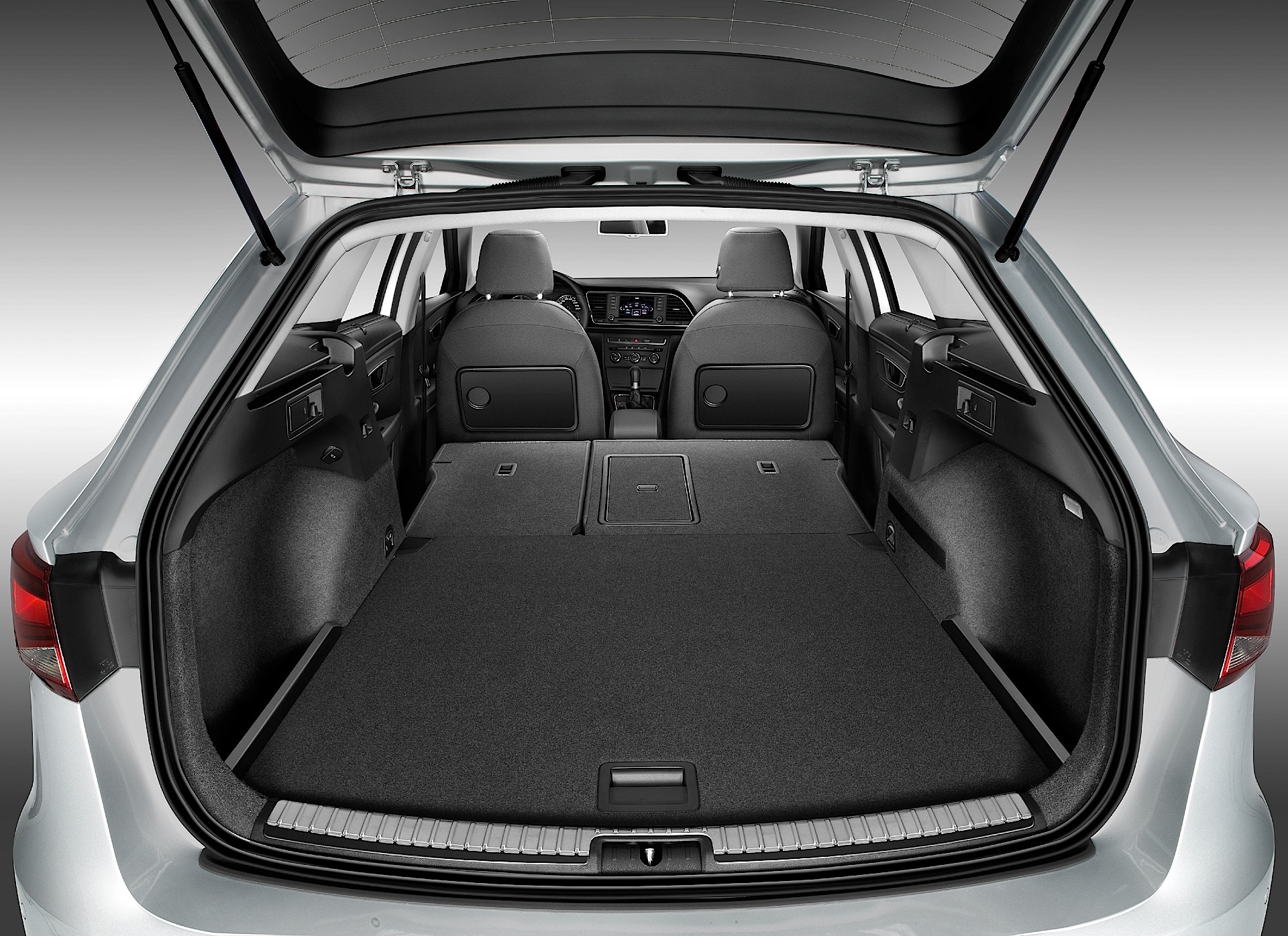 Seat Leon St Estate photo 28