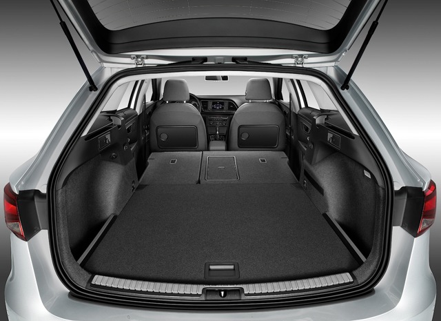 Seat Leon St Estate photo 28