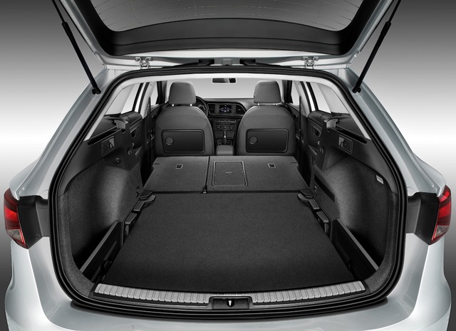 Seat Leon St Estate photo 29