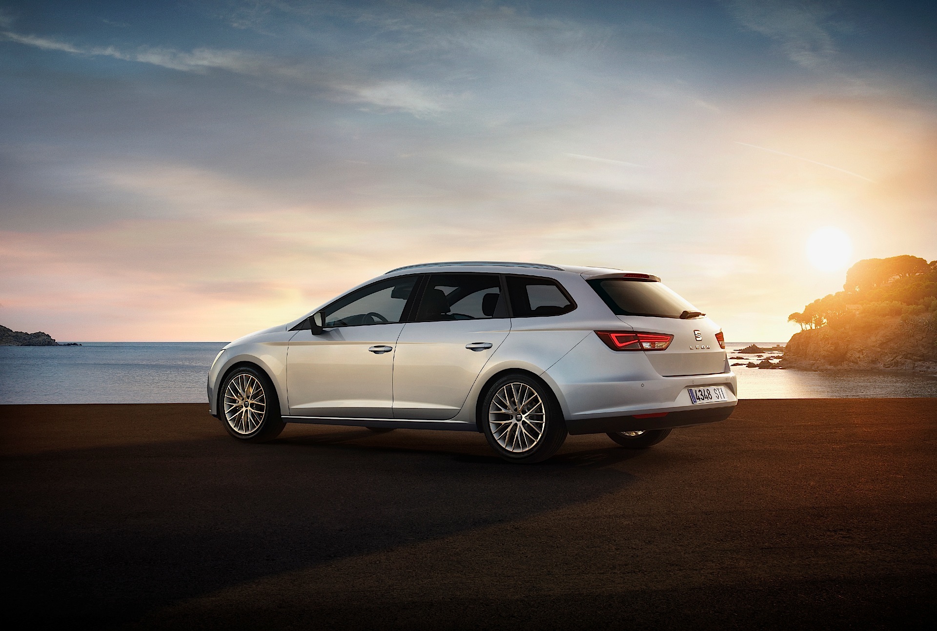 Seat Leon St Estate photo 12