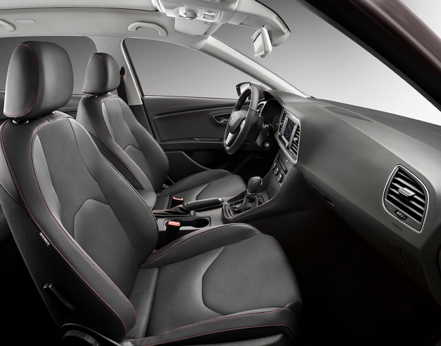 Seat Leon St Estate photo 22