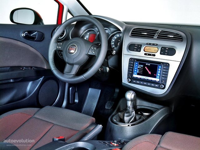 Seat Leon photo 11
