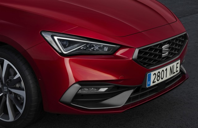 Seat Leon photo 8